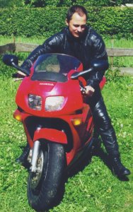DL4NSE on motorbike